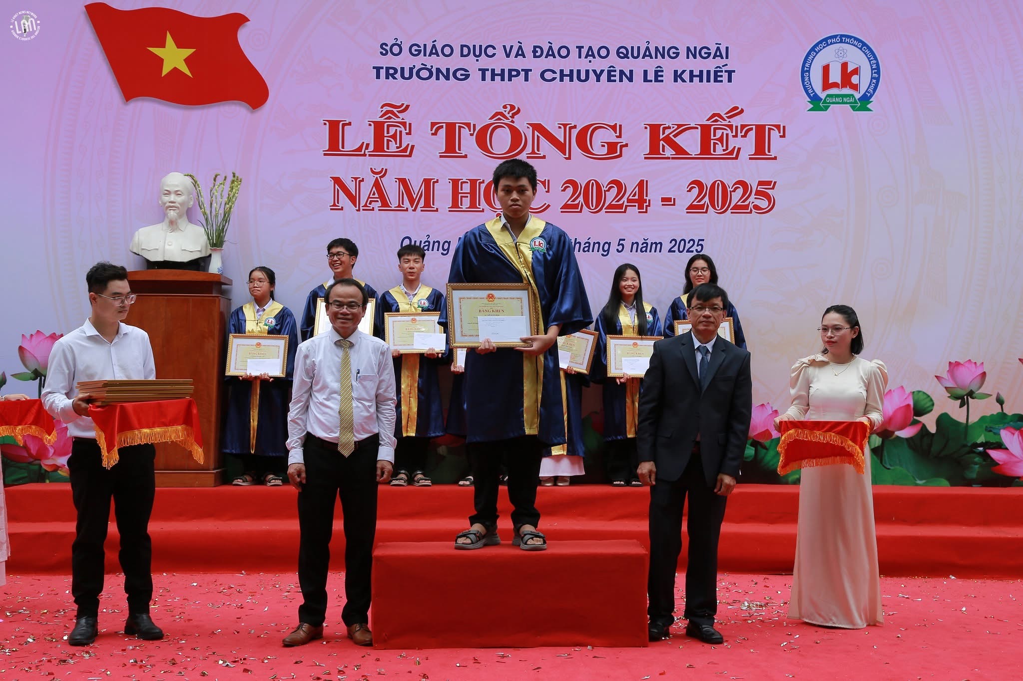 Học tập lớp 11